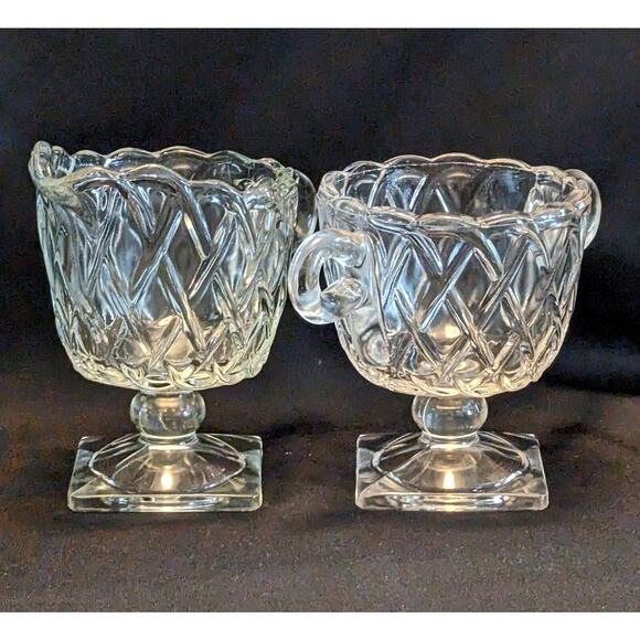 Vtg Indiana Glass Co Clear Glass Footed Sugar and Creamer Set Pretzel Pattern - Picture 2 of 8